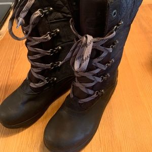 TIMBER LEATHER SNOW BOOT